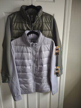 Avia lightweight mixed media stretch puffer jackets - NWT - size L - bundle of 2